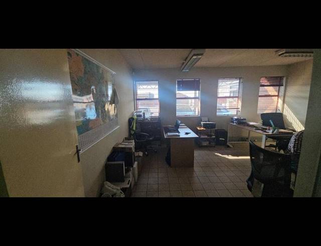 INDUSTRIAL PROPERTY TO RENT IN RANDJESPARK